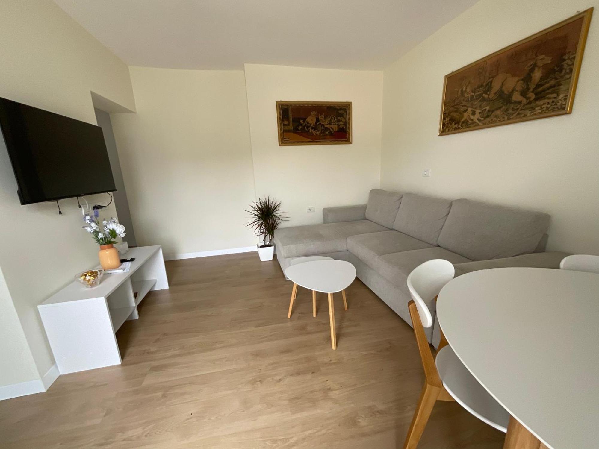 Spring Apartment In Përmet Екстериор снимка